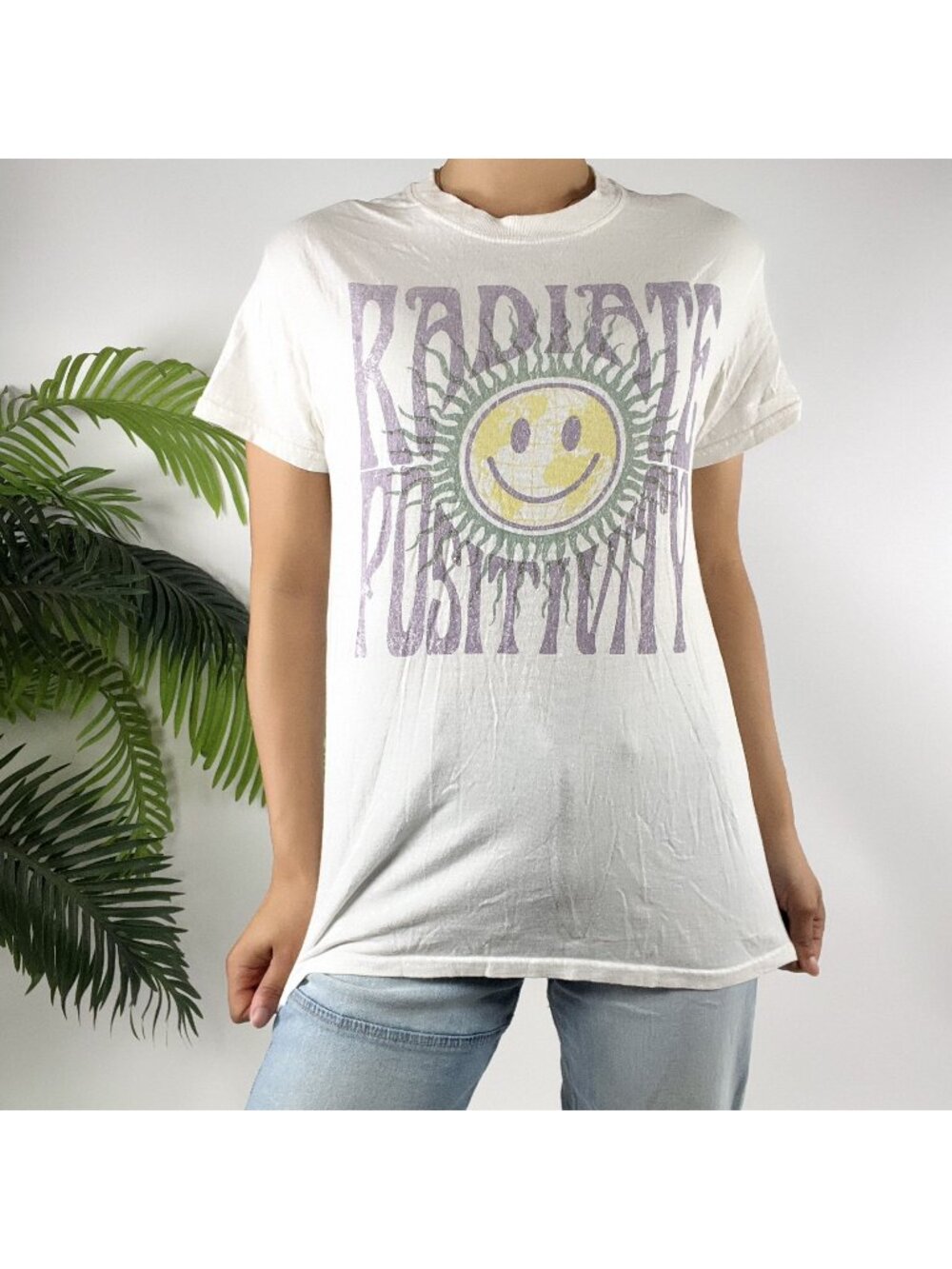 Radiate Positivity Vintage Graphic Tee White Cotton Boho Casual T-Shirt / Small